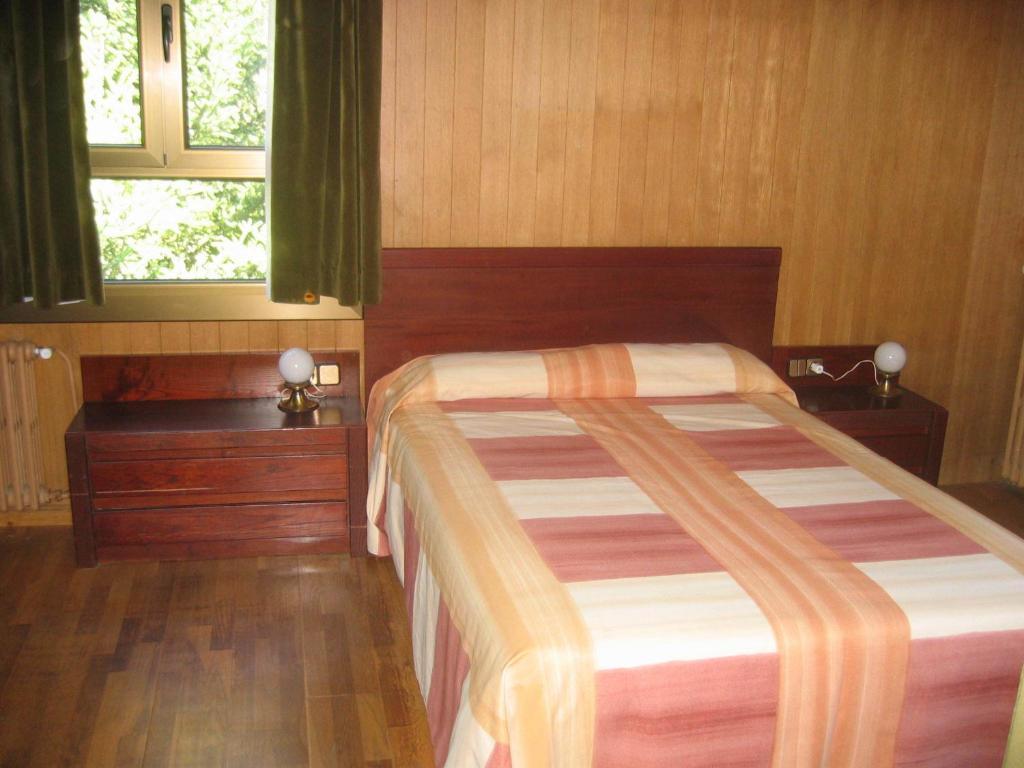 Hostal Rural Can Enric Sant Sadurni d'Osormort Exterior photo
